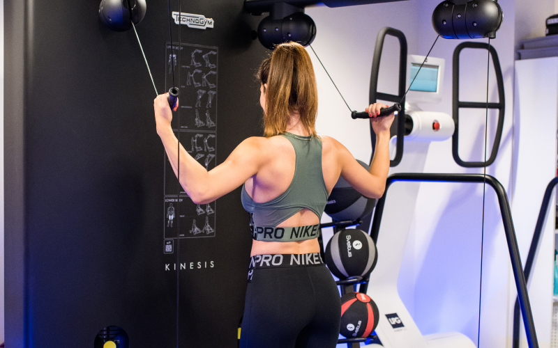 Prévenir blessures charge entraînement sommeil récupération trio change tout | KOSS | Paris